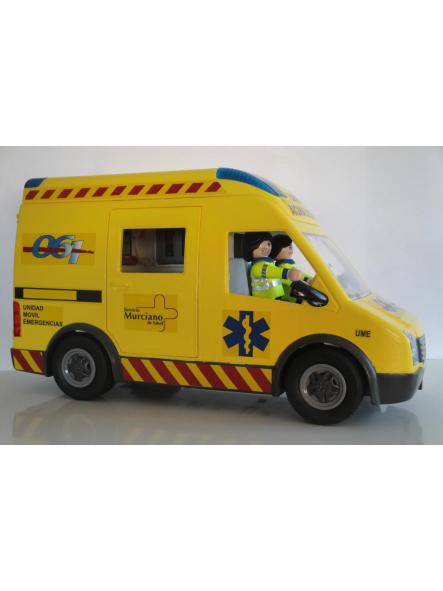 Ambulancia Playmobil personalizada con los distintivos del Servicio Murciano de Salud SMS [3]