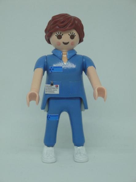 Playmobil personalizado Enfermera del Servicio Vasco de Salud Osakidetza Médica doctora mujer