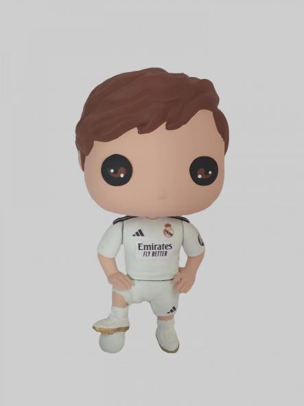 Funcops Futbolista con equipación del Real Madrid hombre podemos hacerlo de tu equipo