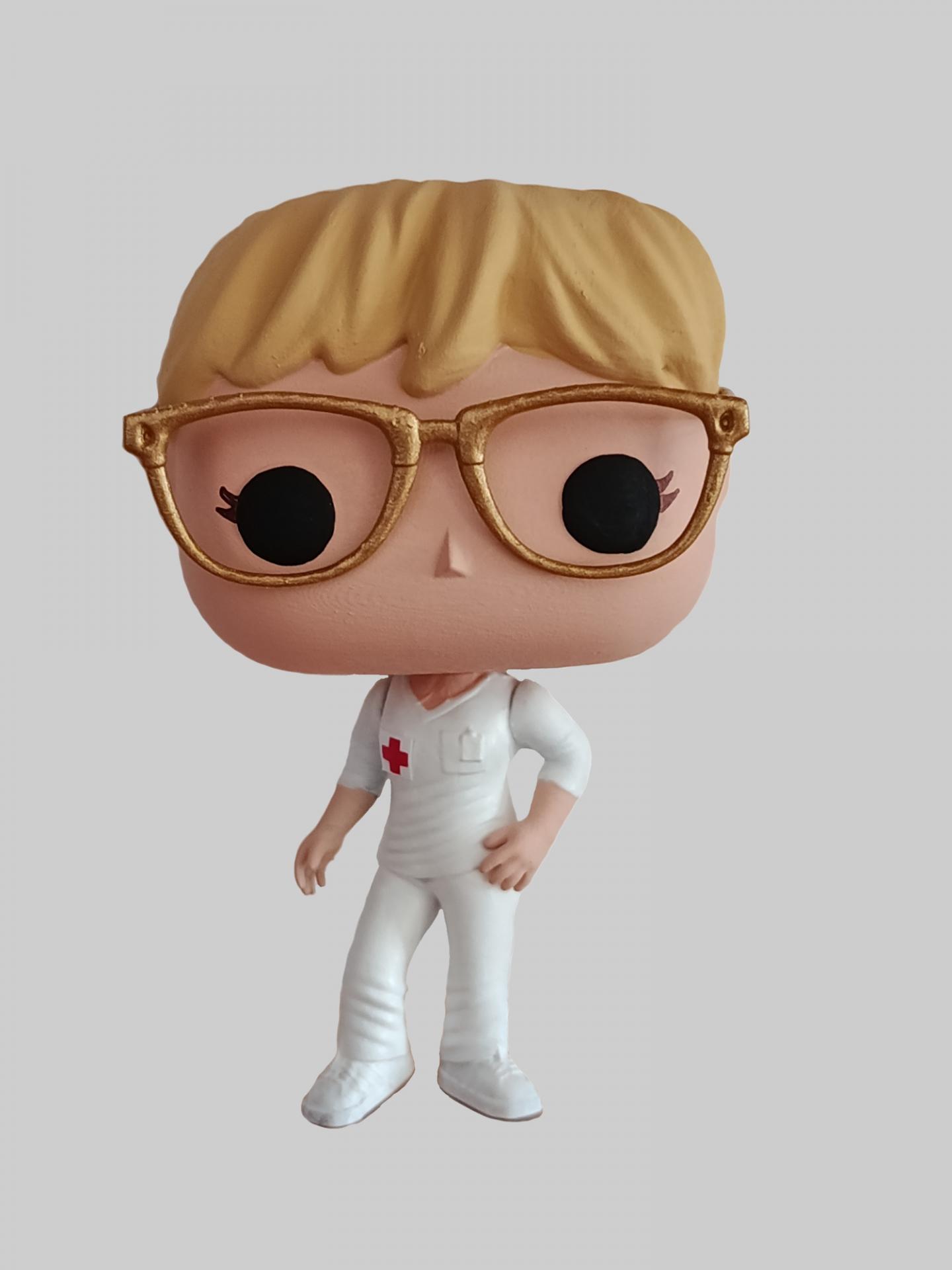 Funcops Enfermera Doctora Medica Sanitaria Emergencias Auxiliar Cruz Roja Francia mujer