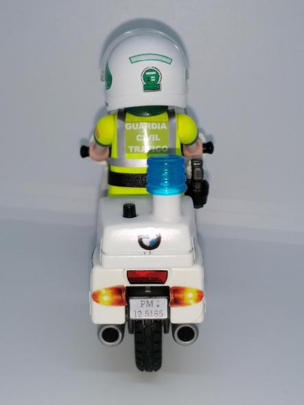 Playmobil personalizado de la Guardia Civil de Tráfico con moto elige hombre o mujer  [1]