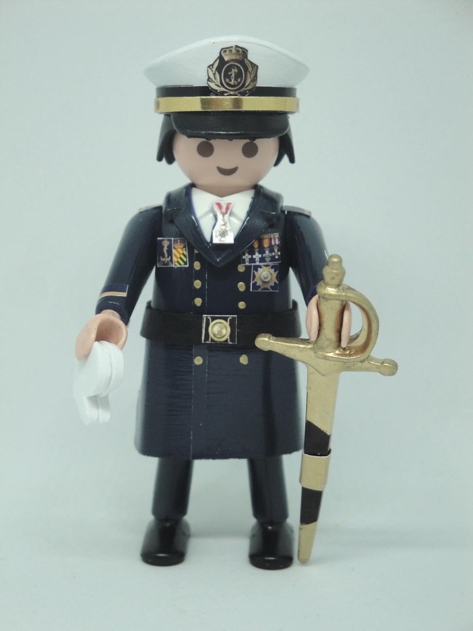 Playmobil personalizado con uniforme de gran gala de la Armada rango de alférez de marina hombre