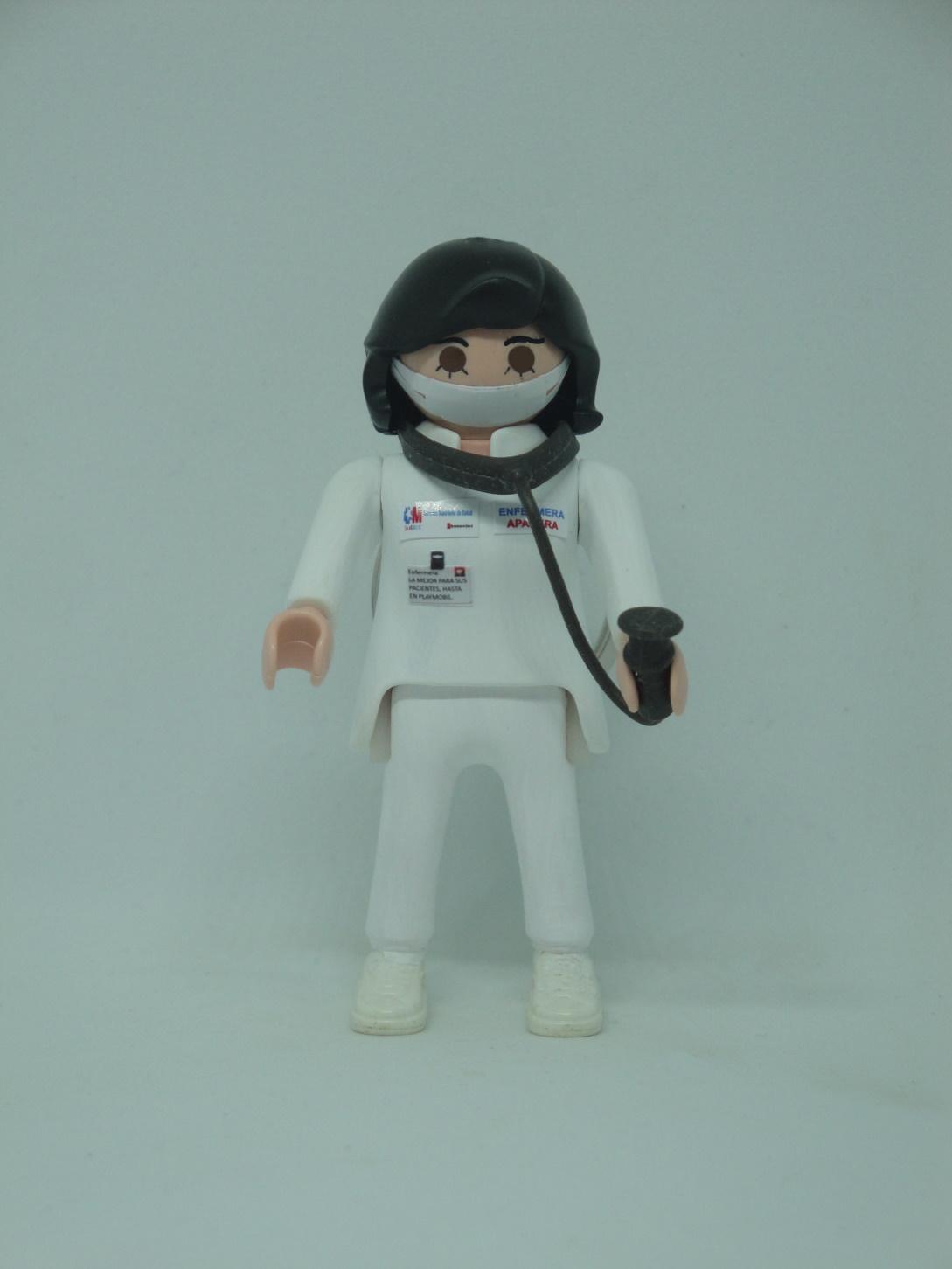 Playmobil personalizado con el uniforme de Enfermera del SERMAS Servicio Madrileño de Salud mujer