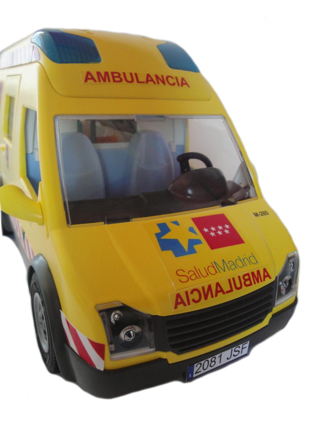 Ambulancia Playmobil personalizada con los distintivos del SAMUR Servicio de Salud de la Comunidad de Madrid