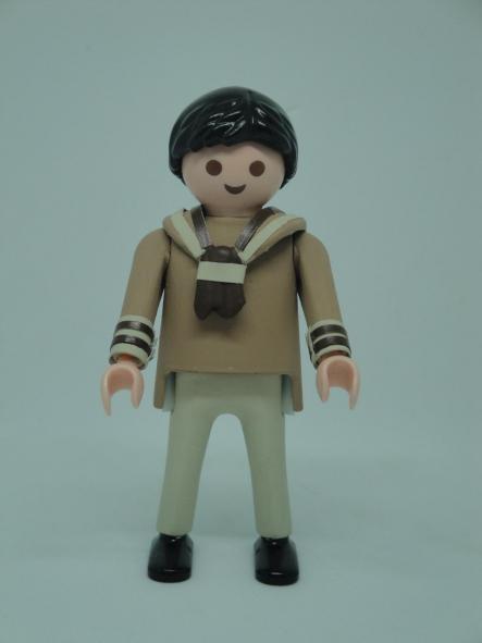 Playmobil personalizado con traje marinero de primera comunión en color beige marrón modelo niño [0]