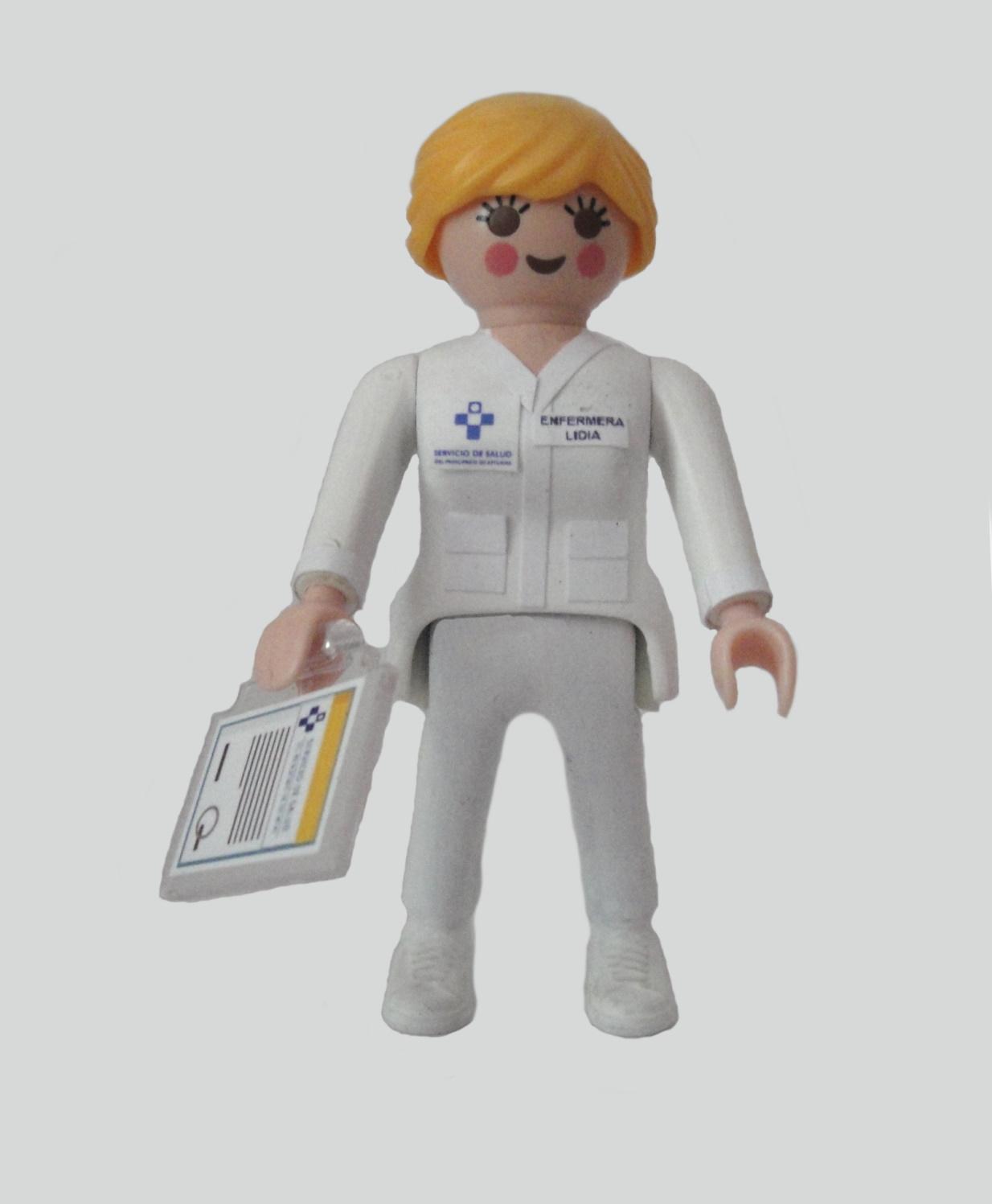 Playmobil personalizado con el uniforme de Enfermera del SESPA Servicio de Salud del Principado de Asturias mujer