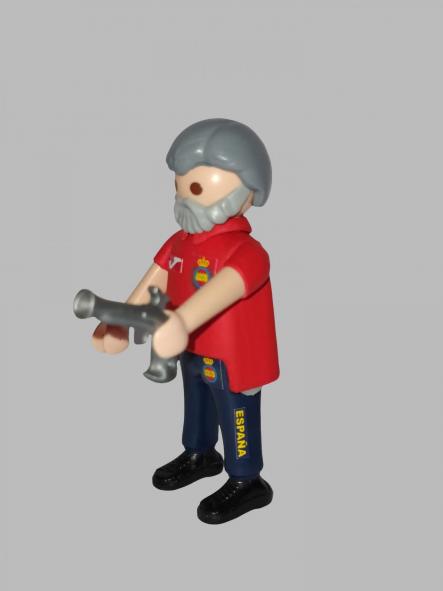 Playmobil personalizado con el uniforme de competición de la real federación española de tiro hombre [1]