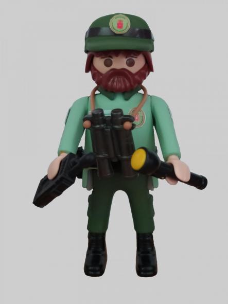 Playmobil personalizado con uniforme del Guarderío de Medio Ambiente de Navarra Basozainak hombre