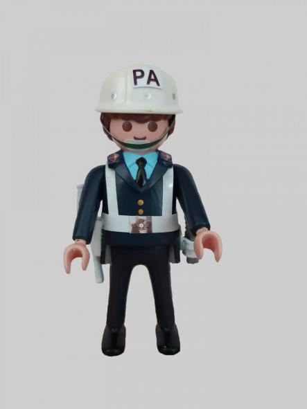 Playmobil personalizado con uniforme de la Policía Militar del Ejército del Aire hombre