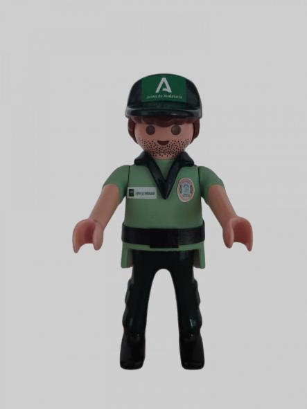 Playmobil personalizado con el uniforme de Agente de Medio Ambiente de la Junta de Andalucía hombre