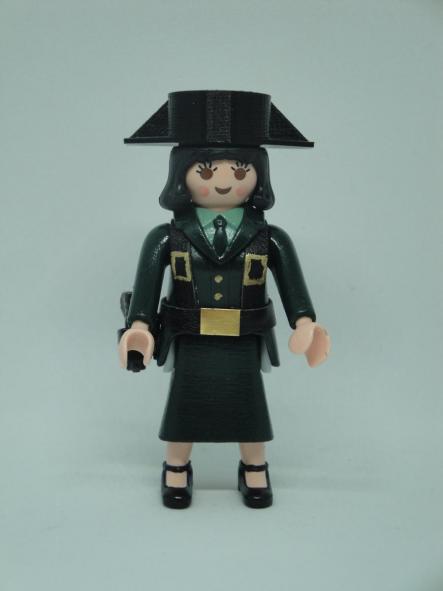 Playmobil personalizado Guardia Civil uniforme con tricornio y falda mujer