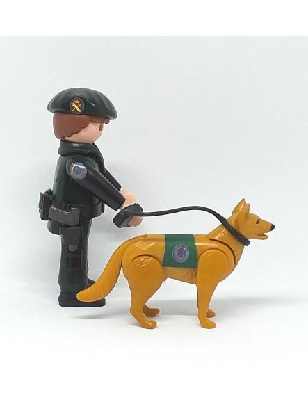 Playmobil personalizado Guardia Civil con uniforme del Servicio Cinológico K-9 hombre [2]