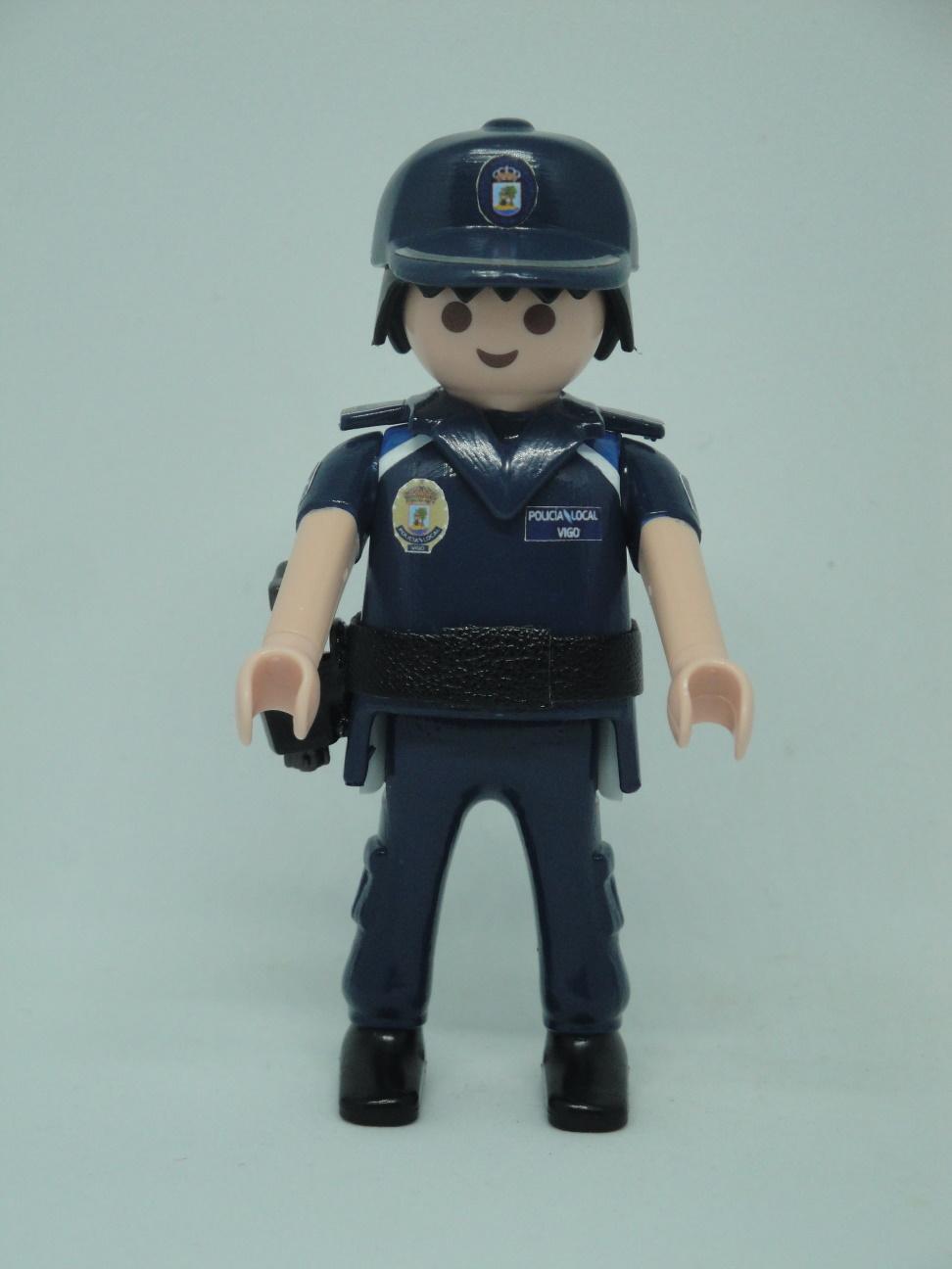 Playmobil personalizado con uniforme de la Policía Local de Vigo Galicia hombre