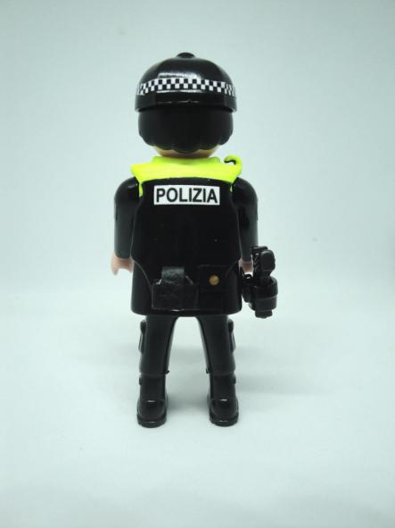 Playmobil personalizado con uniforme de la Policía Local de Vitoria hombre [1]