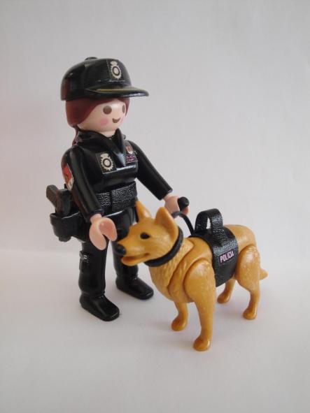 Playmobil personalizado Policía Nacional CNP Unidad de Guías Caninos mujer