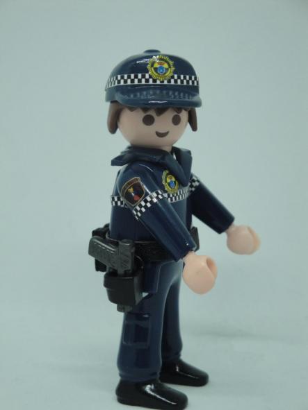 Playmobil personalizado Policía Local uniforme modelo Comunidad Valenciana hombre [2]