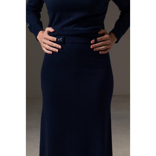 Falda larga jogger cashmere navy [1]