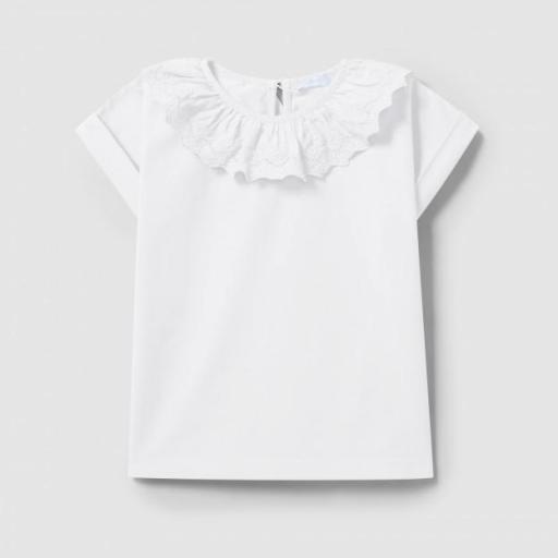 Camiseta cuello volante bordado blanca