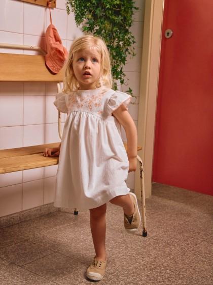 Vestido algodón texturizado y bordado blanco