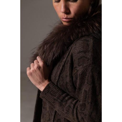 Bolero capucha cashmere mocca snake [3]