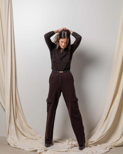 Pantalones cargo chocolate brown SIN BOLSILLOS [0]