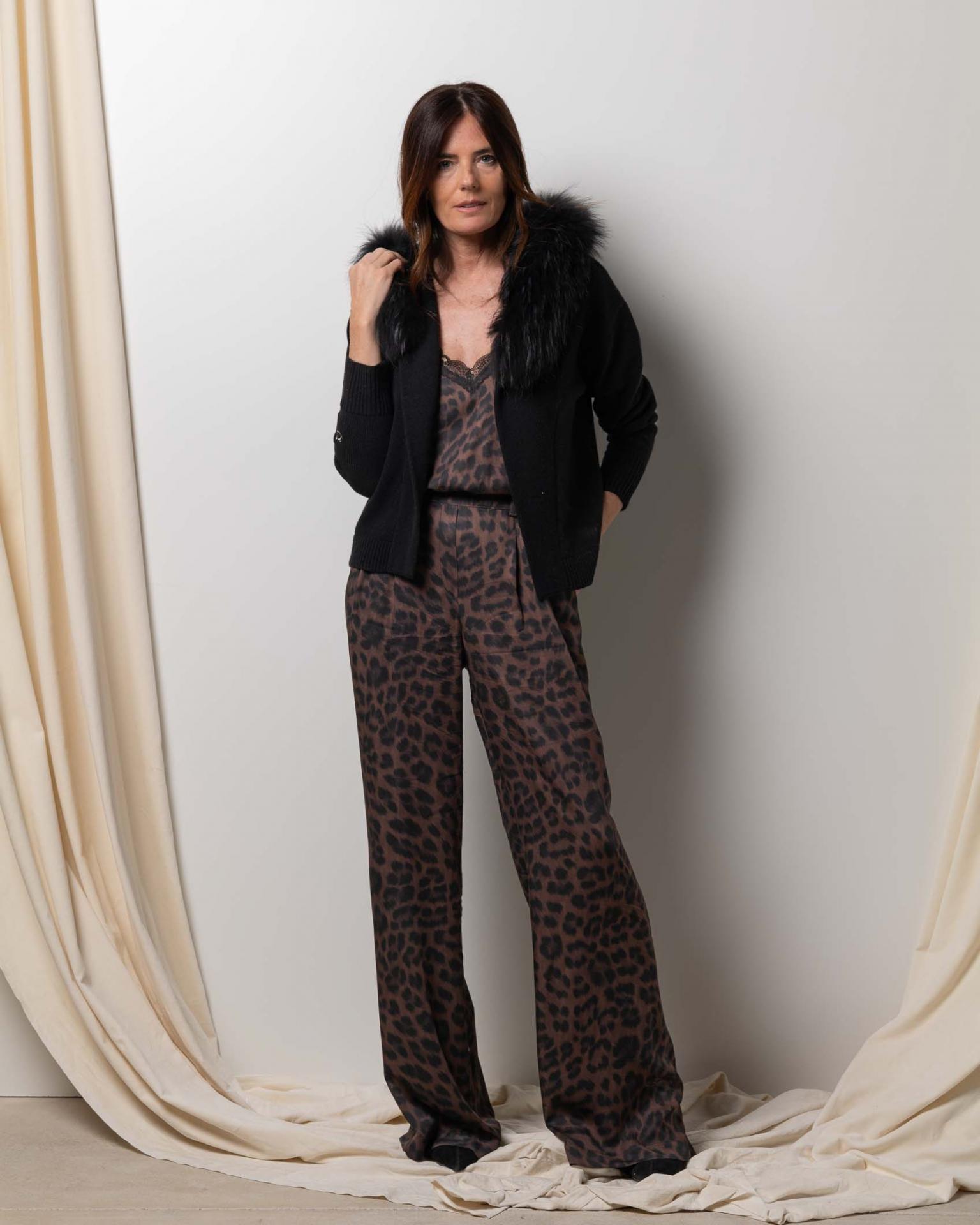 Bolero capucha cashmere negro