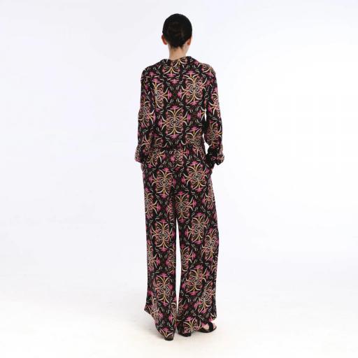 Camisa negra flores novio [1]