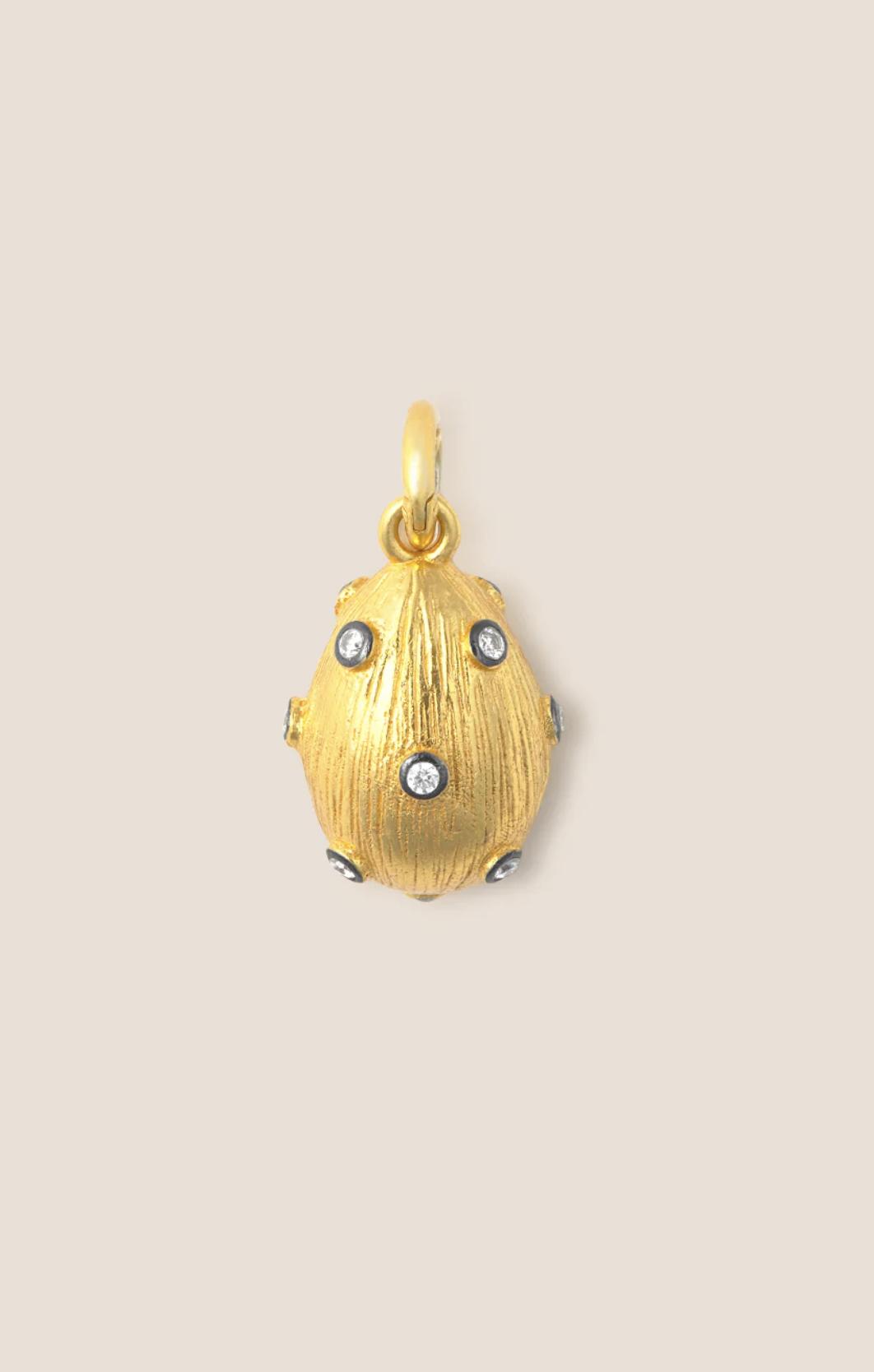 Charm Huevo