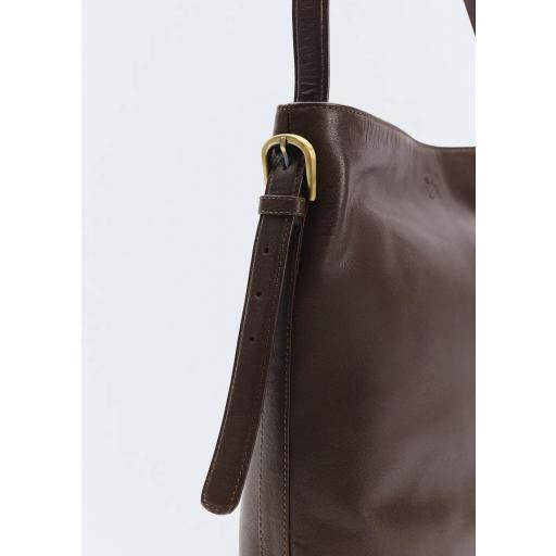 Bolso piel napa brillo imán Miranda chocolate [3]