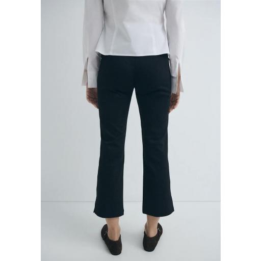 Pantalón largo punto cinturilla elástica negro Capri [0]