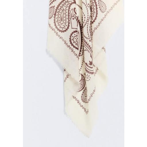 Pañuelo lana ecru paisley Saint Germain [2]