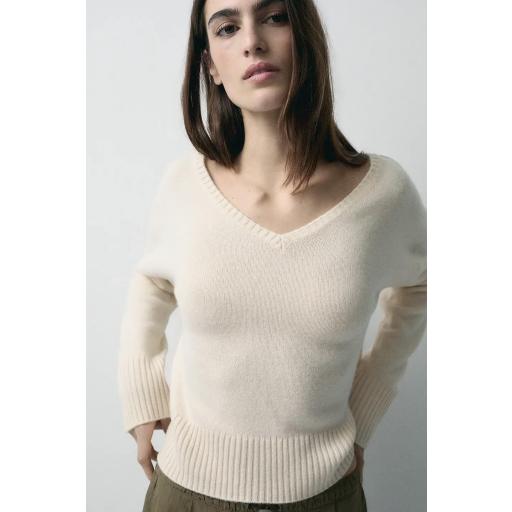 Jersey lana galga media cuello pico crop ecru [3]