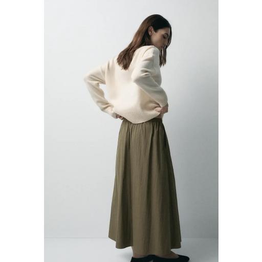 Jersey lana galga media cuello pico crop ecru [2]