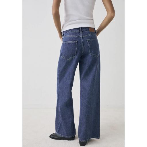 Pantalón tiro bajo anchos Cooper azul [4]