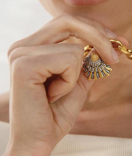 Charm Shell [4]