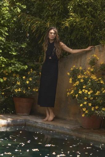 Vestido midi negro Jeanette [1]
