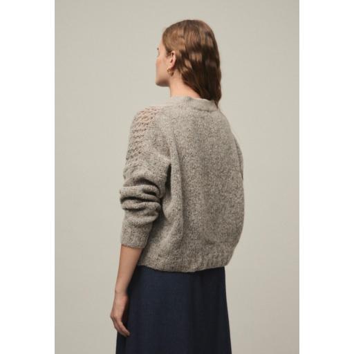 Jersey con pico calados Rosalba [3]