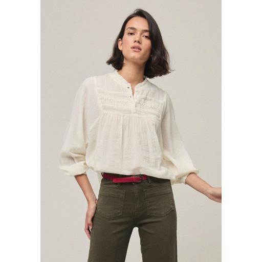Blusa romántica Eva color crudo [1]