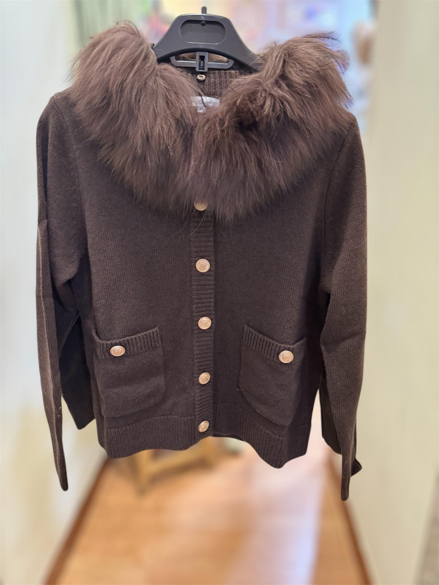 Cardigan botones cashmere new mocca