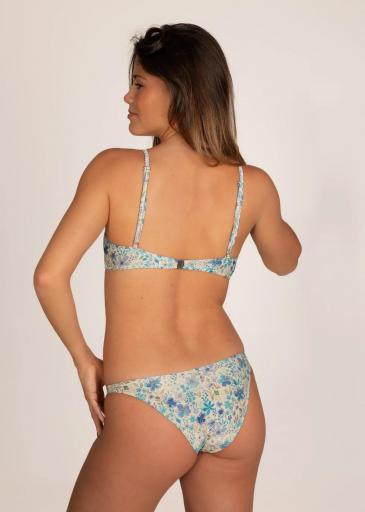 Bikini Daisy [2]