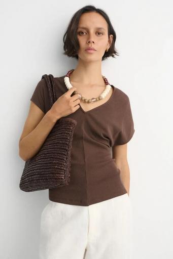 Camiseta algodón escote pico Akari chocolate [2]