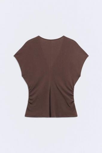 Camiseta algodón escote pico Akari chocolate [1]