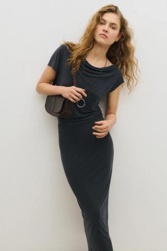 Camiseta asimétrica negro carbón Nicole [2]