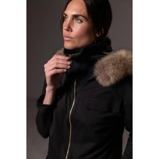 Chaqueta cotton cropped negra [1]