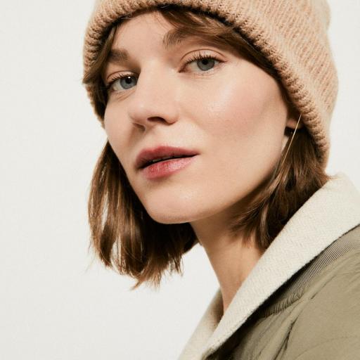 Gorro canalé beige knitted 