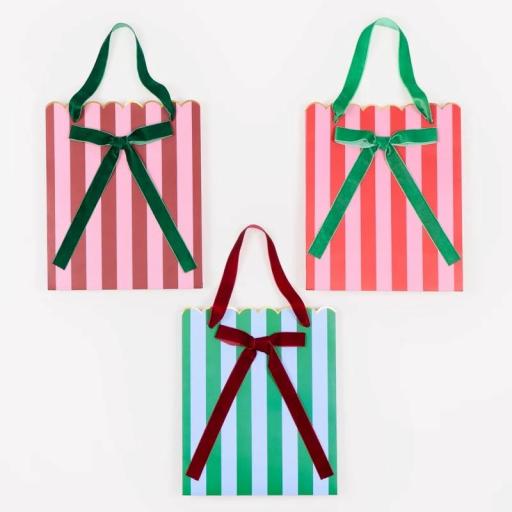 Bolsas de regalo con rayas [1]