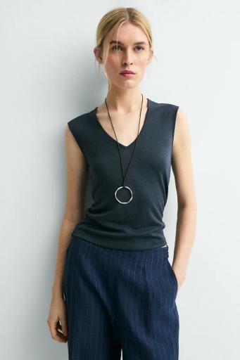 Top escote pico azul marino Allure [1]