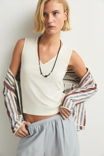 Top escote pico blanco Allure [1]