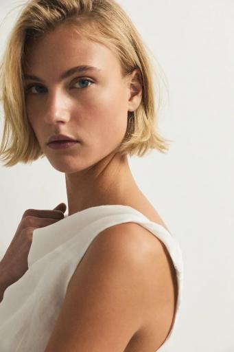 Top blanco drapeado Creta [1]