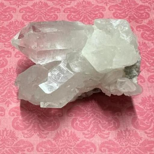 CR2038 - drusa de cuarzo blanco 6cm aprox.